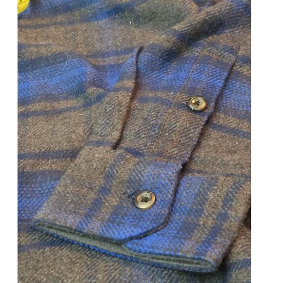 Orvis Shirt Mens XL Blue Plaid Flannel Button Up Long Sleeves Heavyweight Pocket - Picture 4 of 12